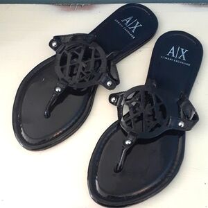 A/X Armani Exchange black patent leather Thong Sandals 🎁